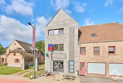 Gebouw voor gemengd gebruik te koop in Overpelt