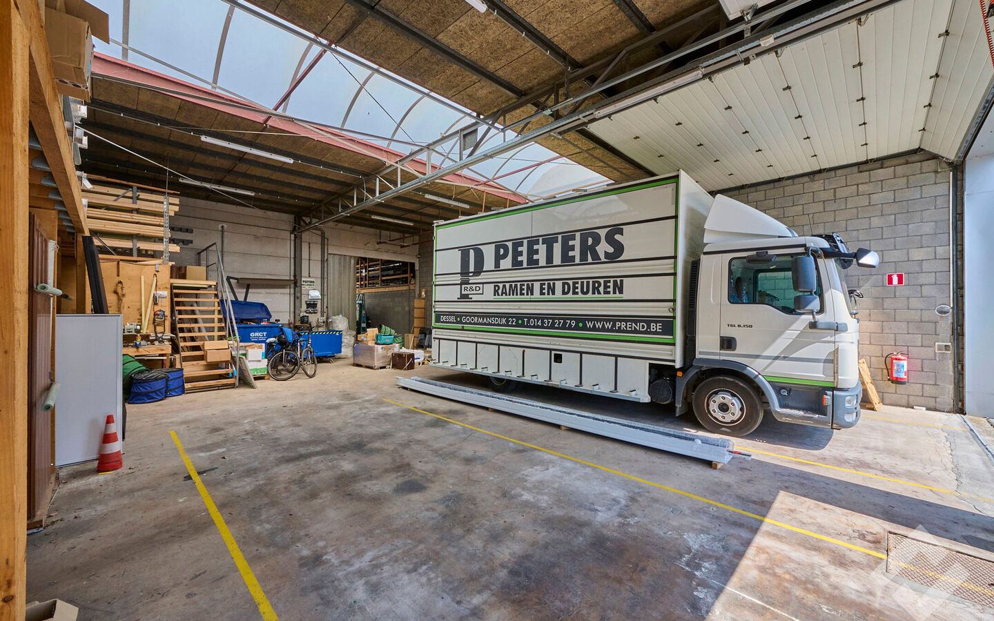 Gebouw voor gemengd gebruik te koop in Dessel