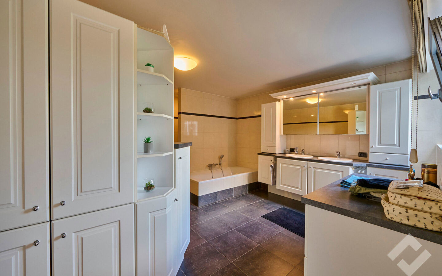 Gebouw voor gemengd gebruik te koop in Dessel