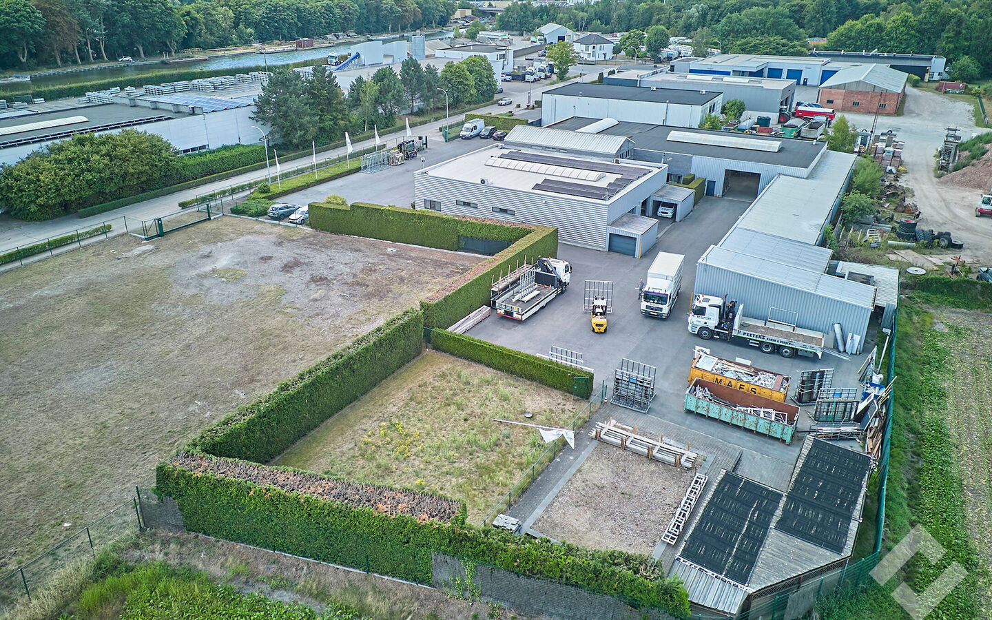 Gebouw voor gemengd gebruik te koop in Dessel