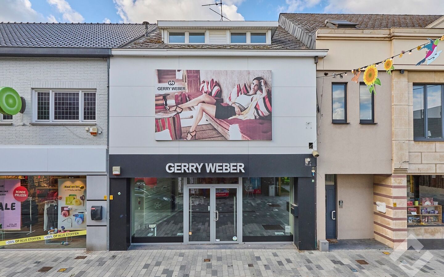 Gebouw voor gemengd gebruik te koop in Lommel