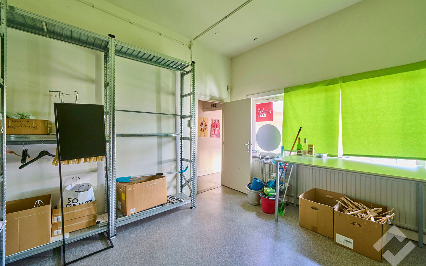 Gebouw voor gemengd gebruik te koop in Lommel