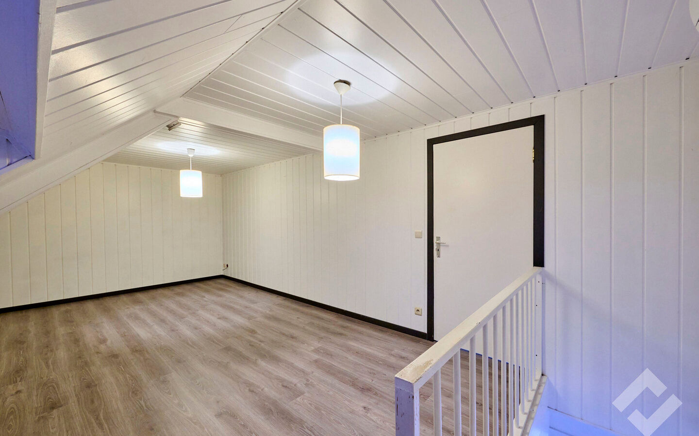 Gebouw voor gemengd gebruik te koop in Lommel