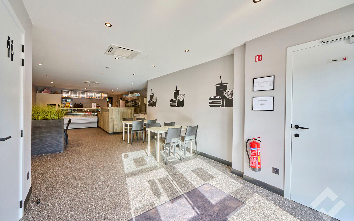 Gebouw voor gemengd gebruik te koop in Overpelt