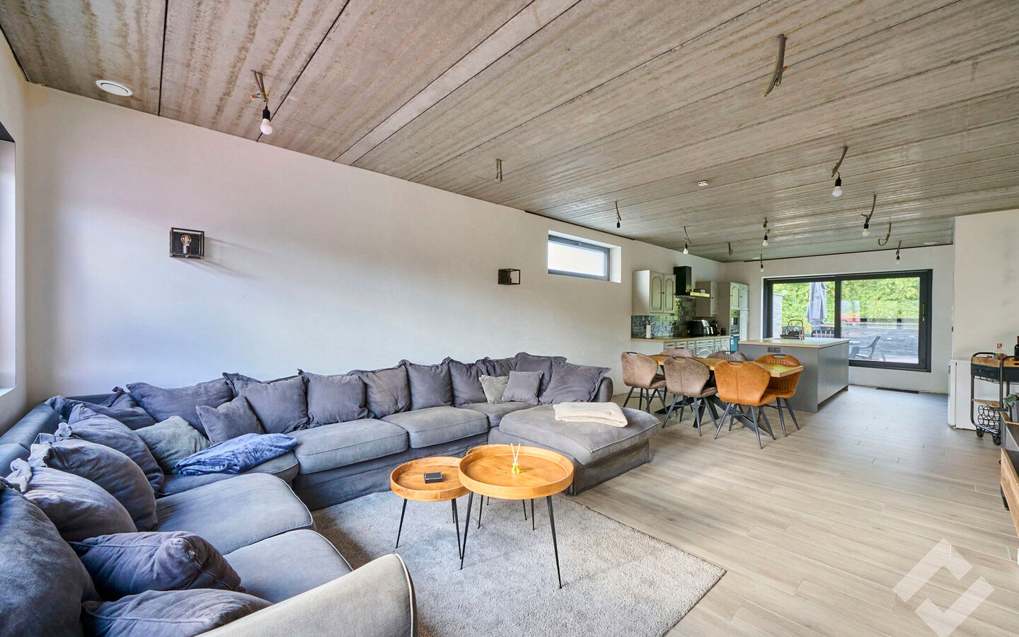 Gebouw voor gemengd gebruik te koop in Overpelt