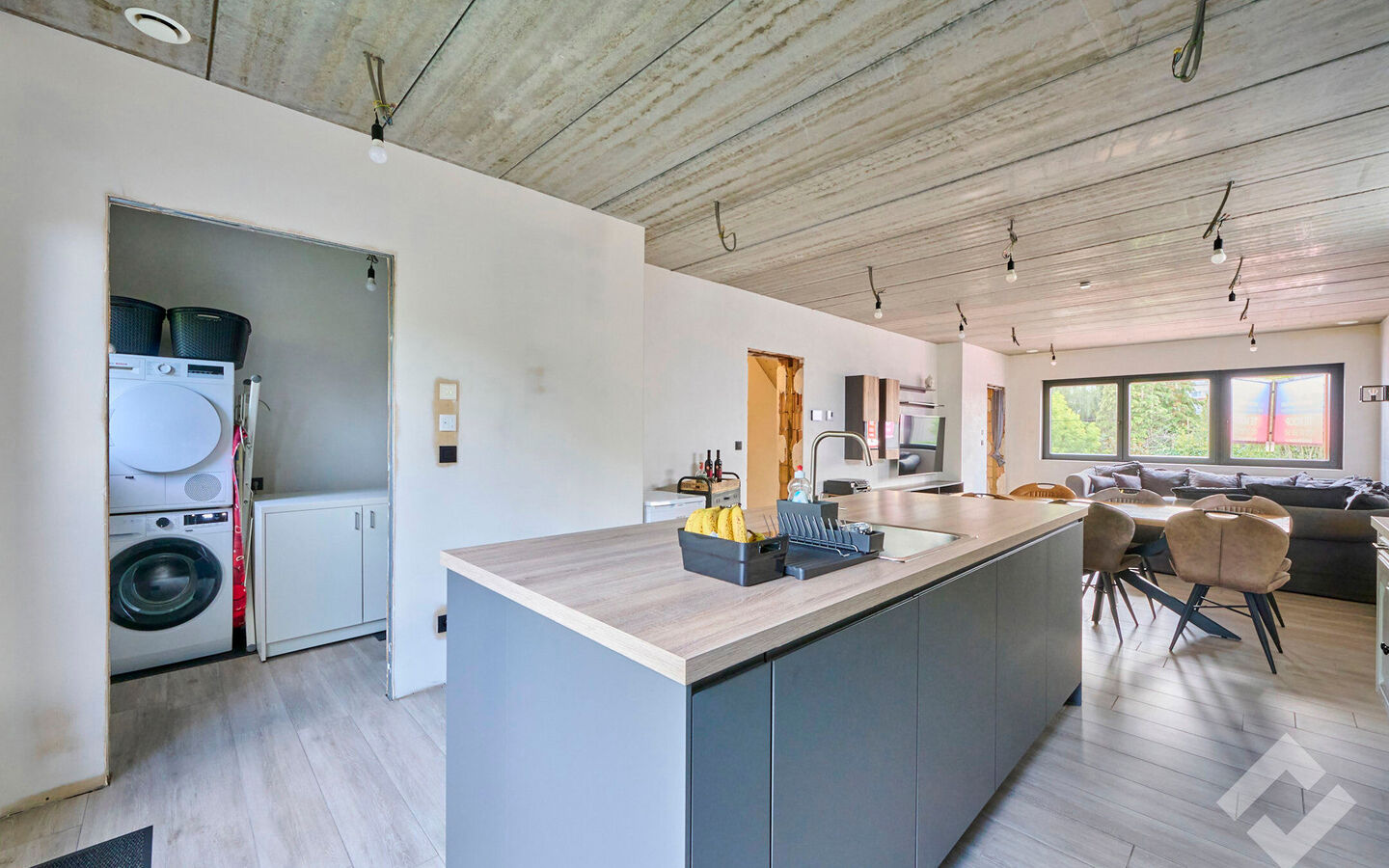 Gebouw voor gemengd gebruik te koop in Overpelt