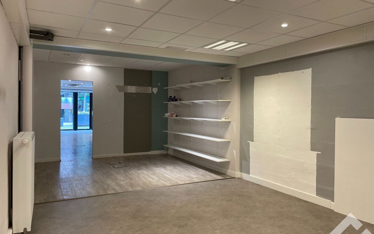 Individuele handelszaak te huur in Lommel