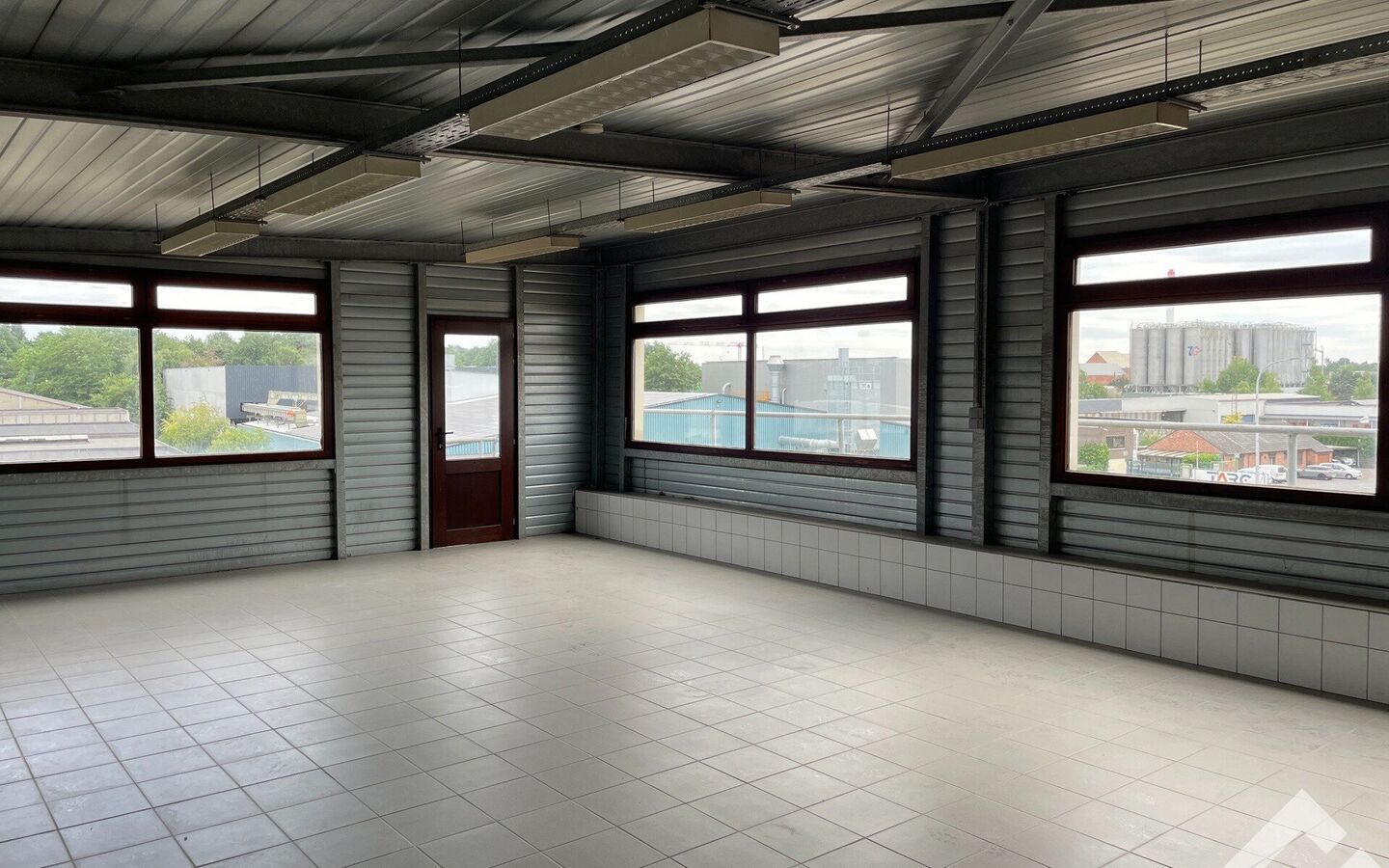 Industrieel gebouw te huur in Balen