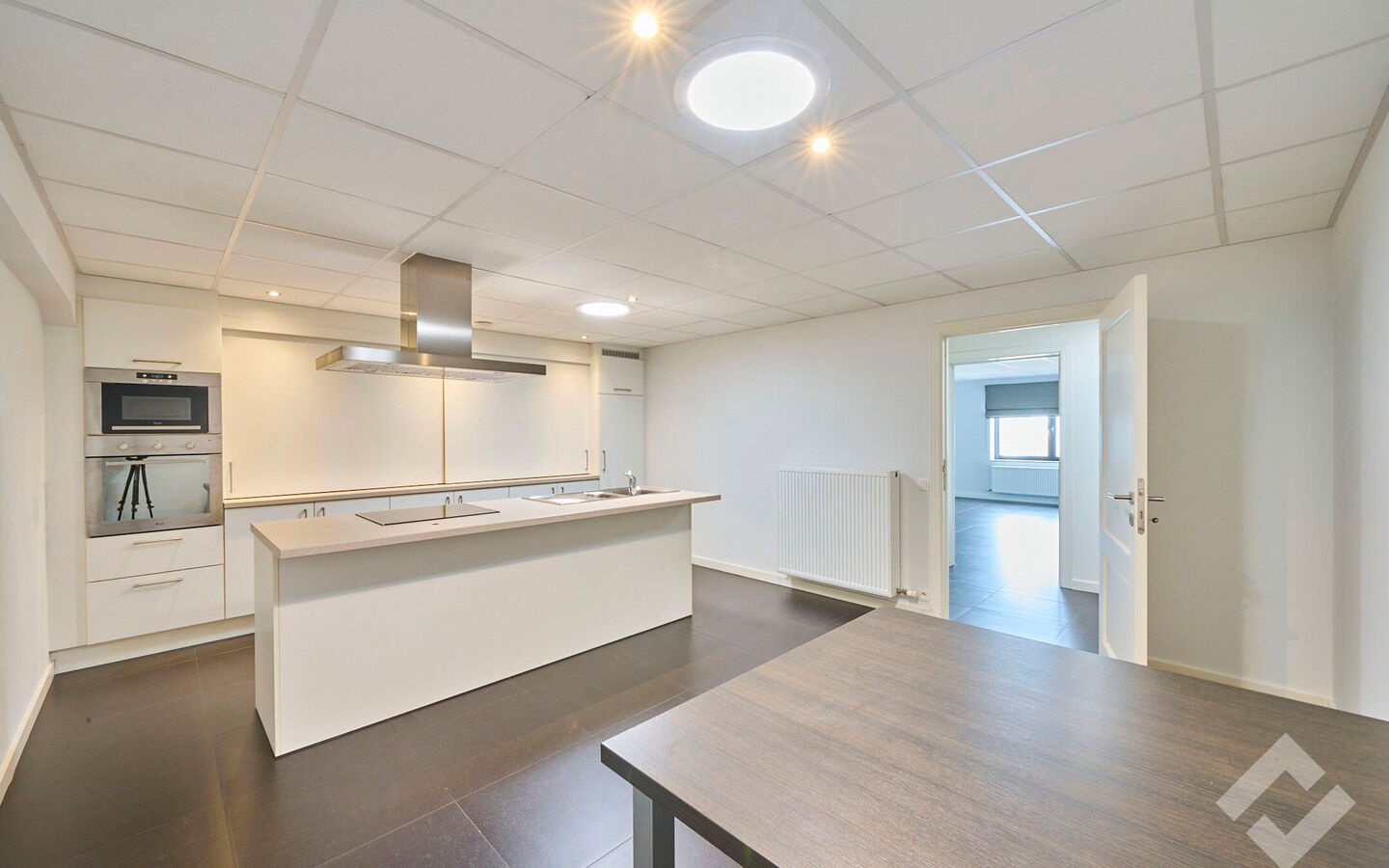 Industrieel gebouw te huur in Balen