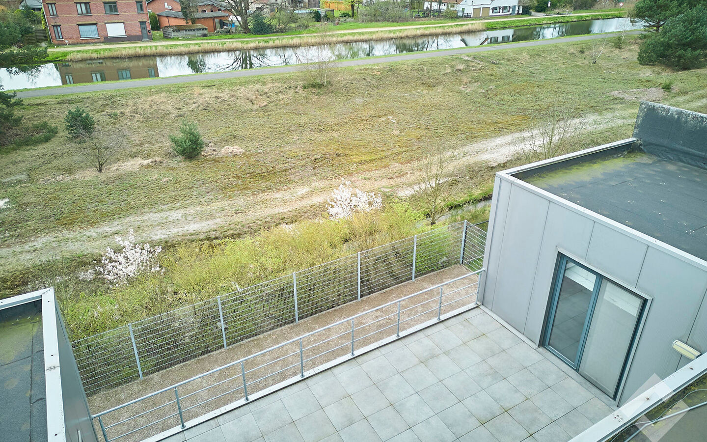 Industrieel gebouw te huur in Balen