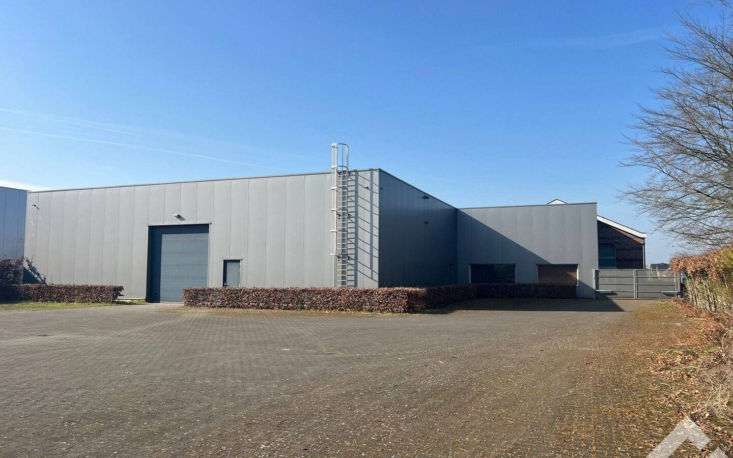 Industrieel gebouw te huur in Hamont-Achel