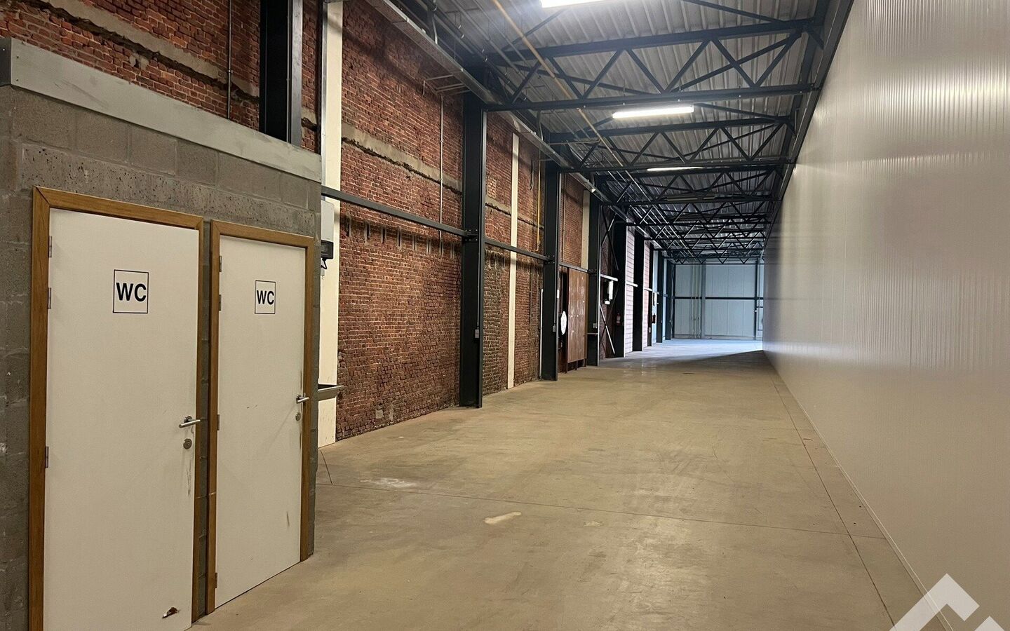 Industrieel gebouw te huur in Hamont-Achel