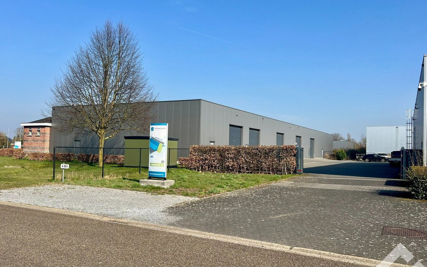 Industrieel gebouw te huur in Hamont-Achel