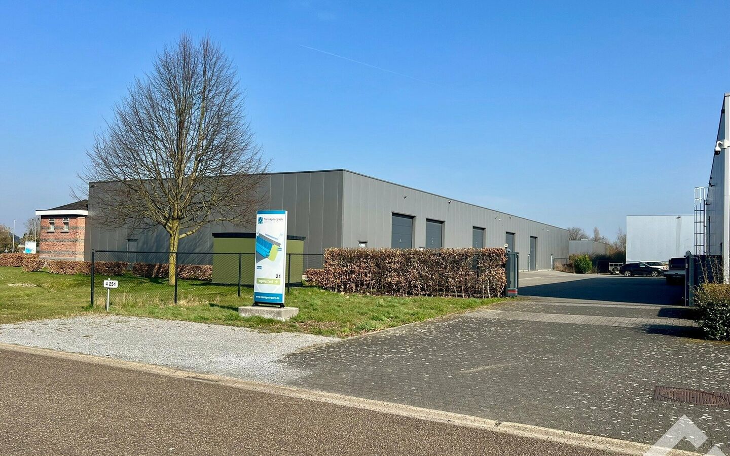 Industrieel gebouw te huur in Hamont-Achel