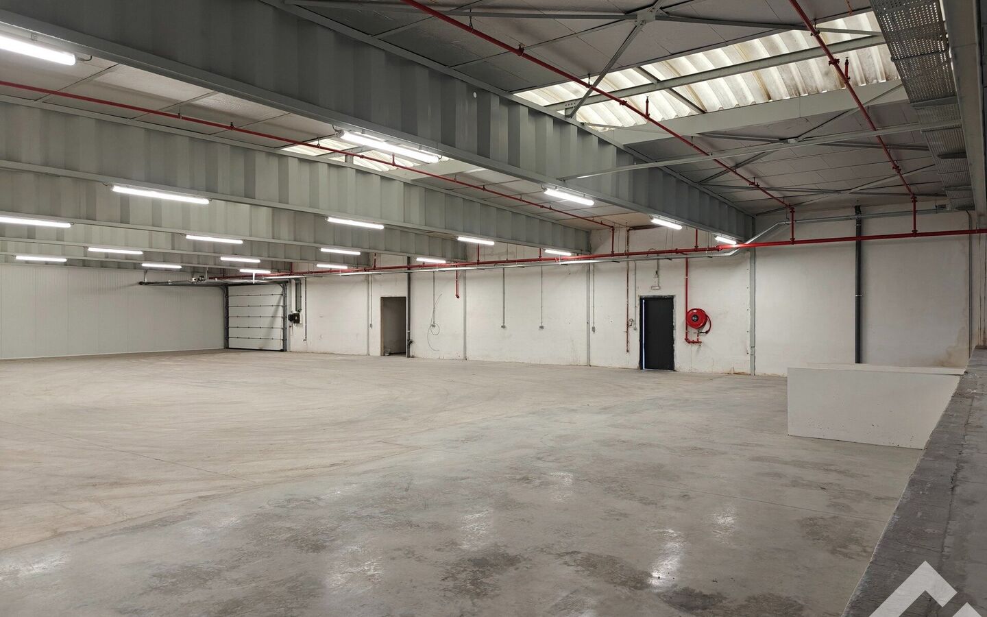 Industrieel gebouw te huur in Mol