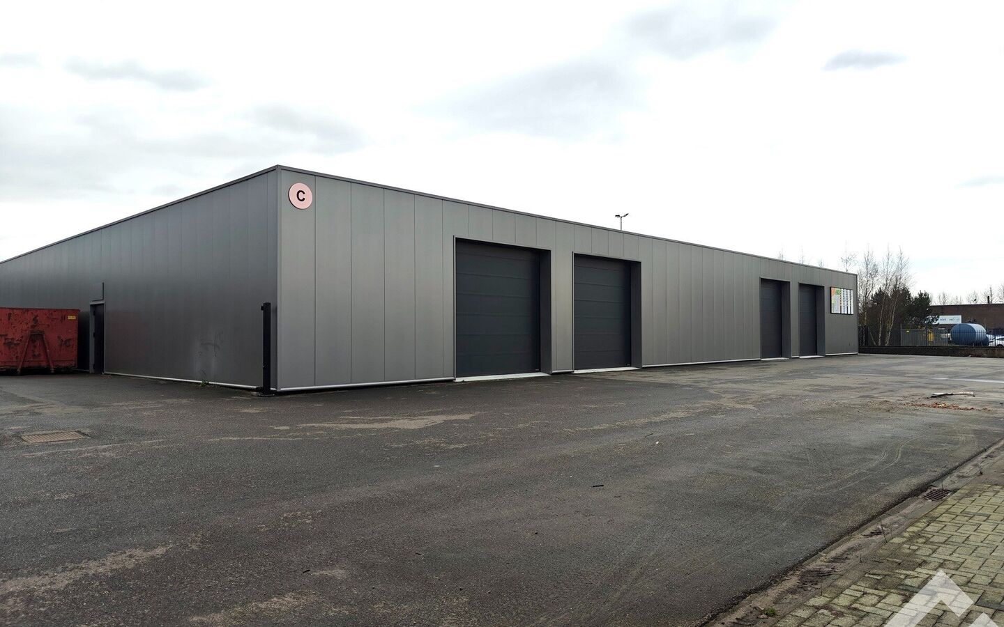 Industrieel gebouw te huur in Mol