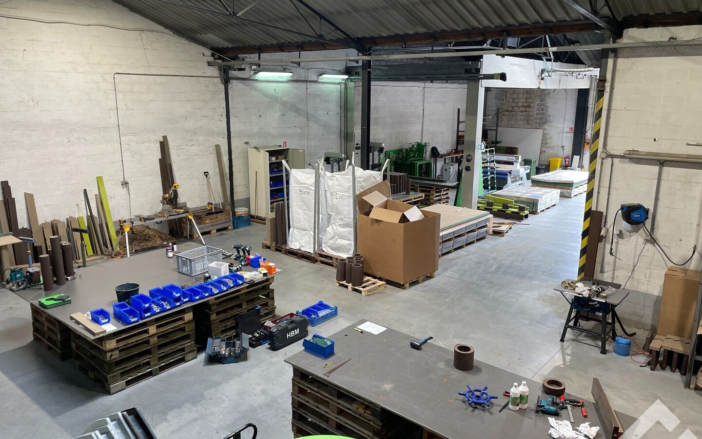 Industrieel gebouw te huur in Mol