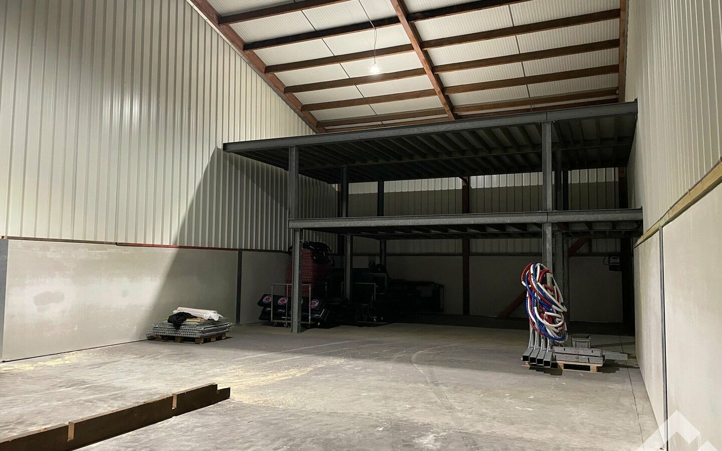 Industrieel gebouw te huur in Retie
