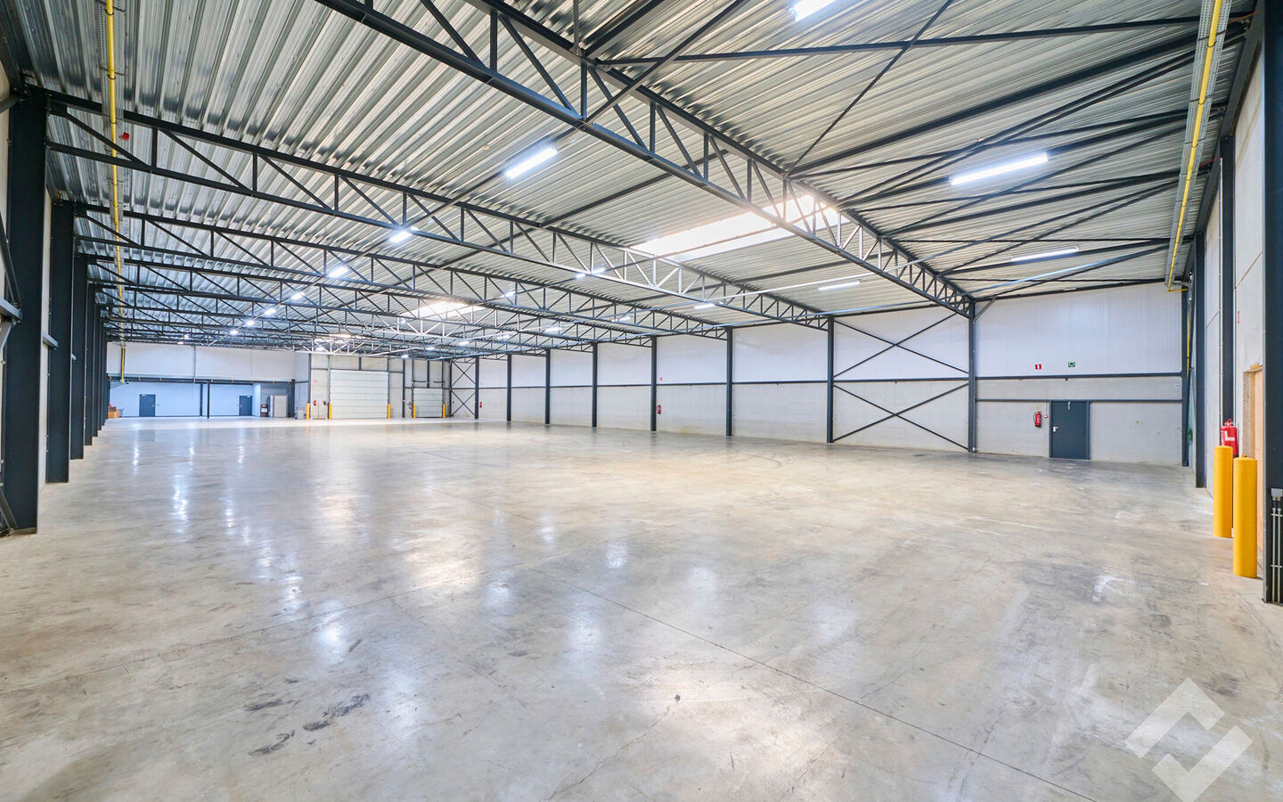 Industrieel gebouw te koop in Balen