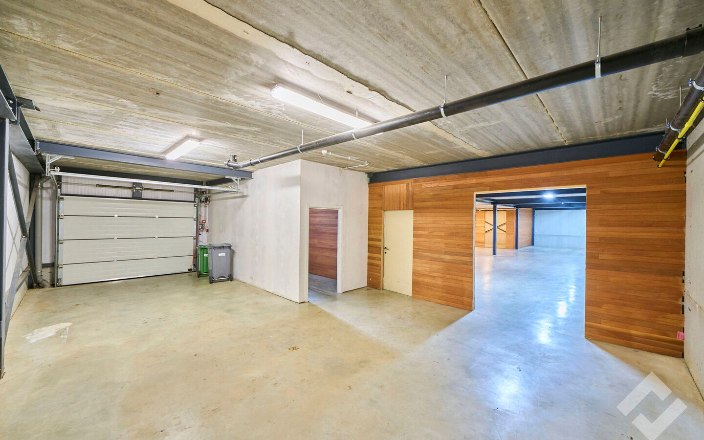 Industrieel gebouw te koop in Balen