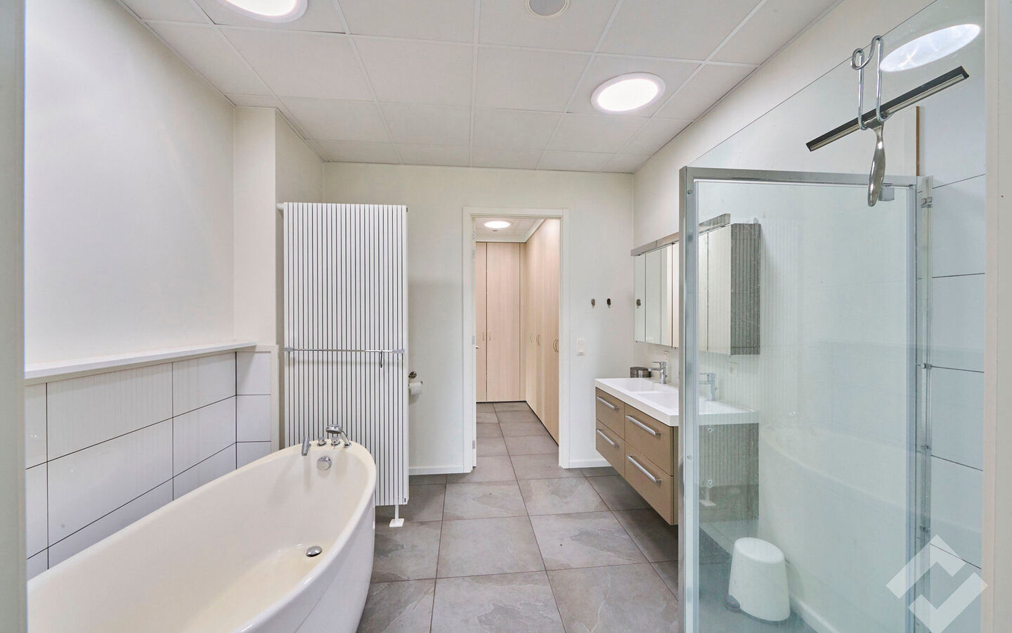 Industrieel gebouw te koop in Balen