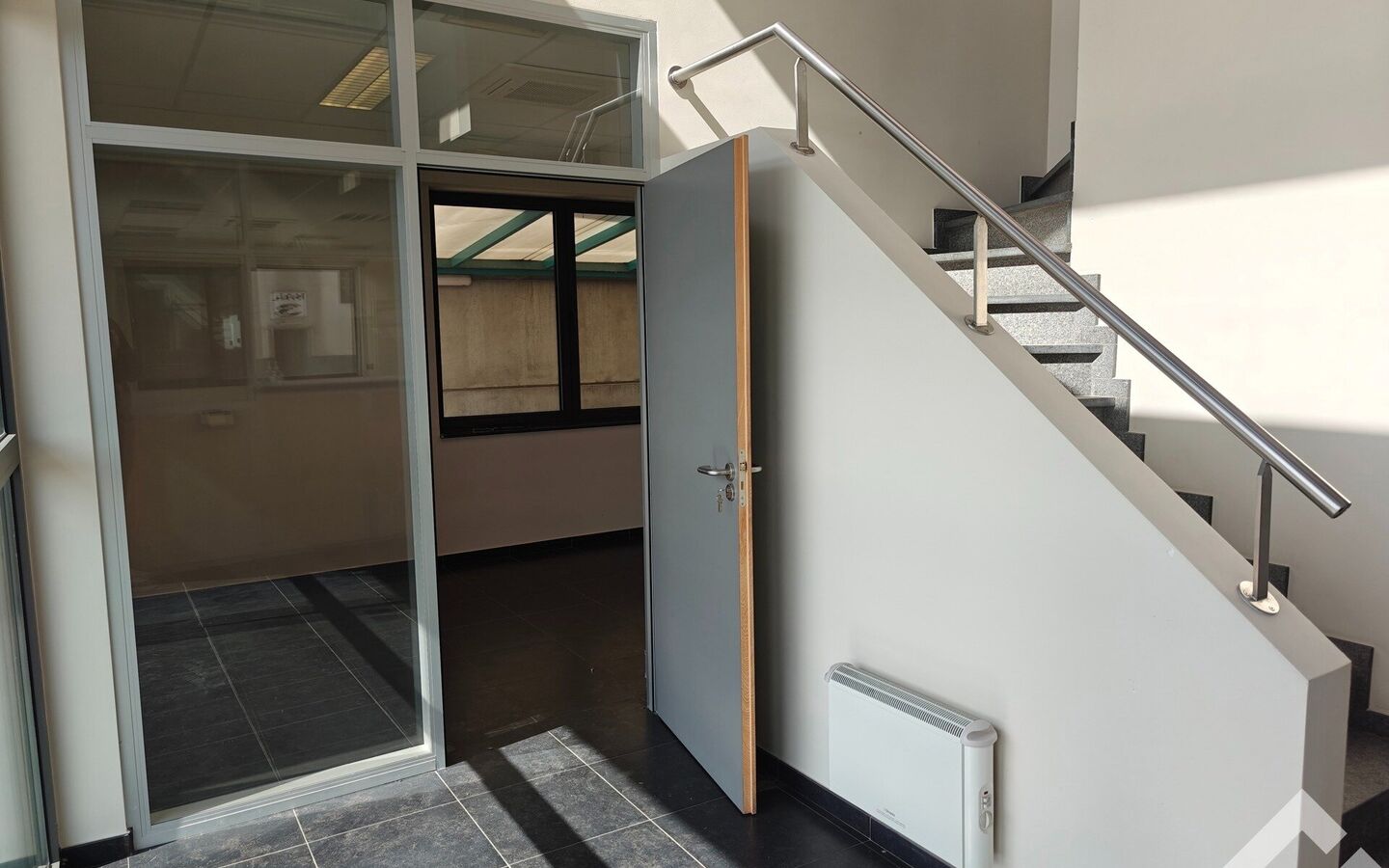 Kantoor te huur in Balen