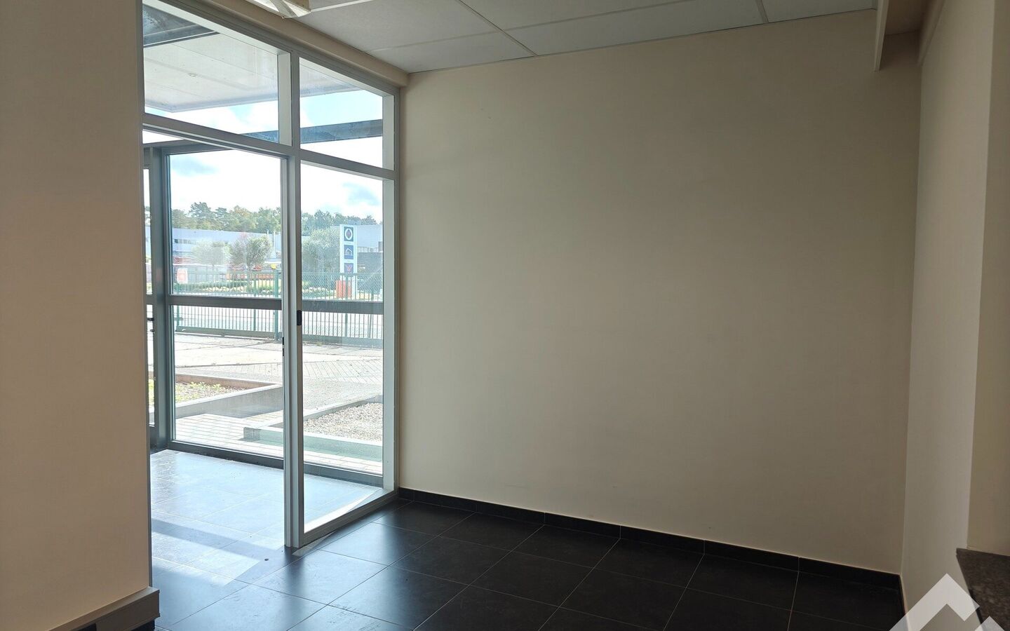 Kantoor te huur in Balen